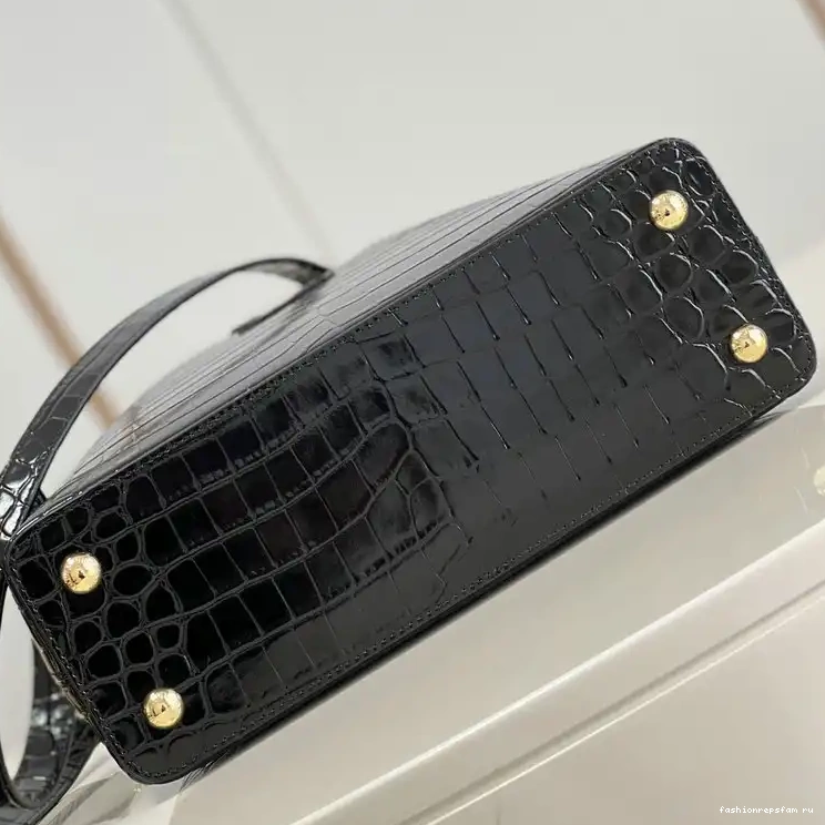 Fashionrepsfam ru Bag 2204YA0074 LV 0818
